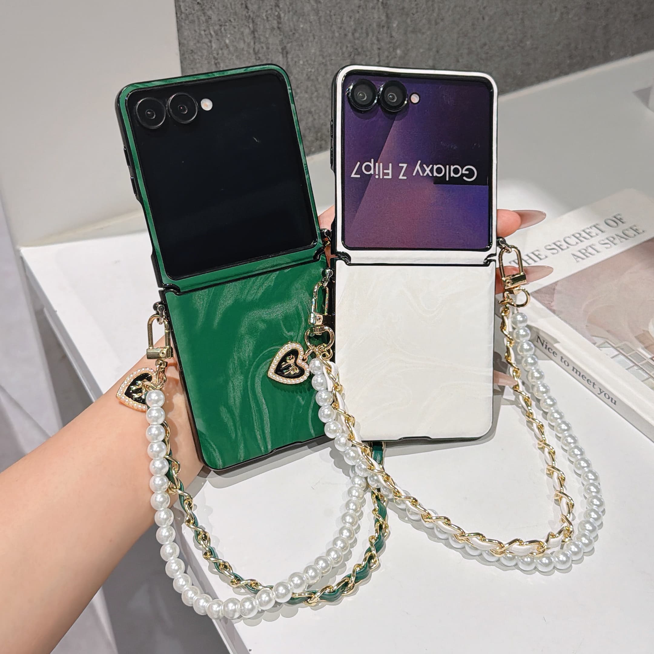 Samsung Galaxy Z Flip 7FE 6 5  - Flip Leather Case incelemesi ve fiyatı