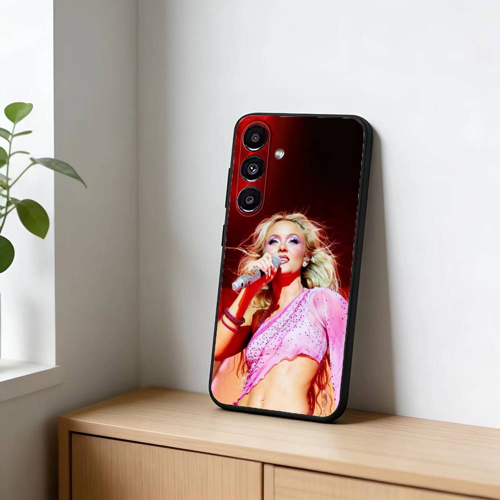 Şarkıcı Zara Larsson Midnight  - Phone Cases Zara incelemesi ve fiyatı